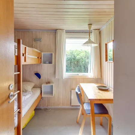 Nyaraló Holte - 700m To The Fjord By Interhome Bjerregård